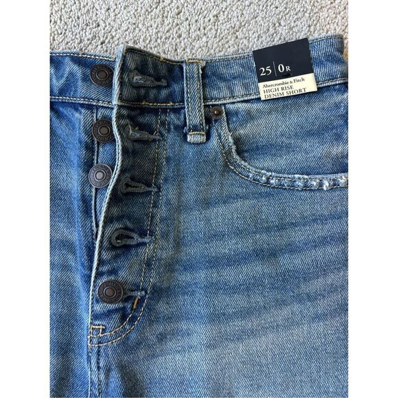 NWT Abercrombie Curve Love High Rise 90s Cutoff Short, Sz 25 $50 B28 - Picture 4 of 6